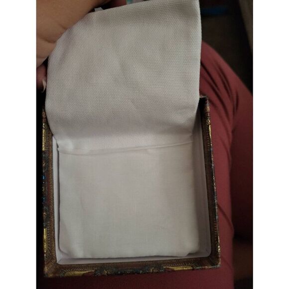 All inclusive Dior gift box+container+ ribbon - Picture 3 of 6